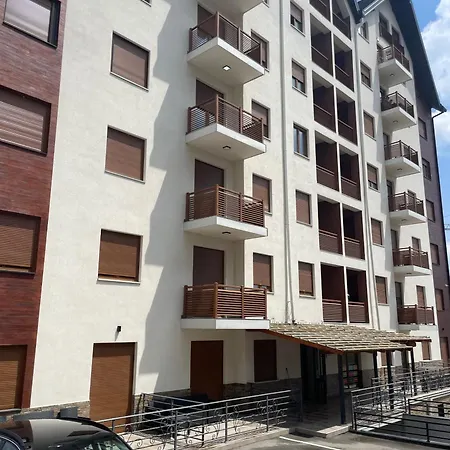 아파트 Mimas 즐라티보